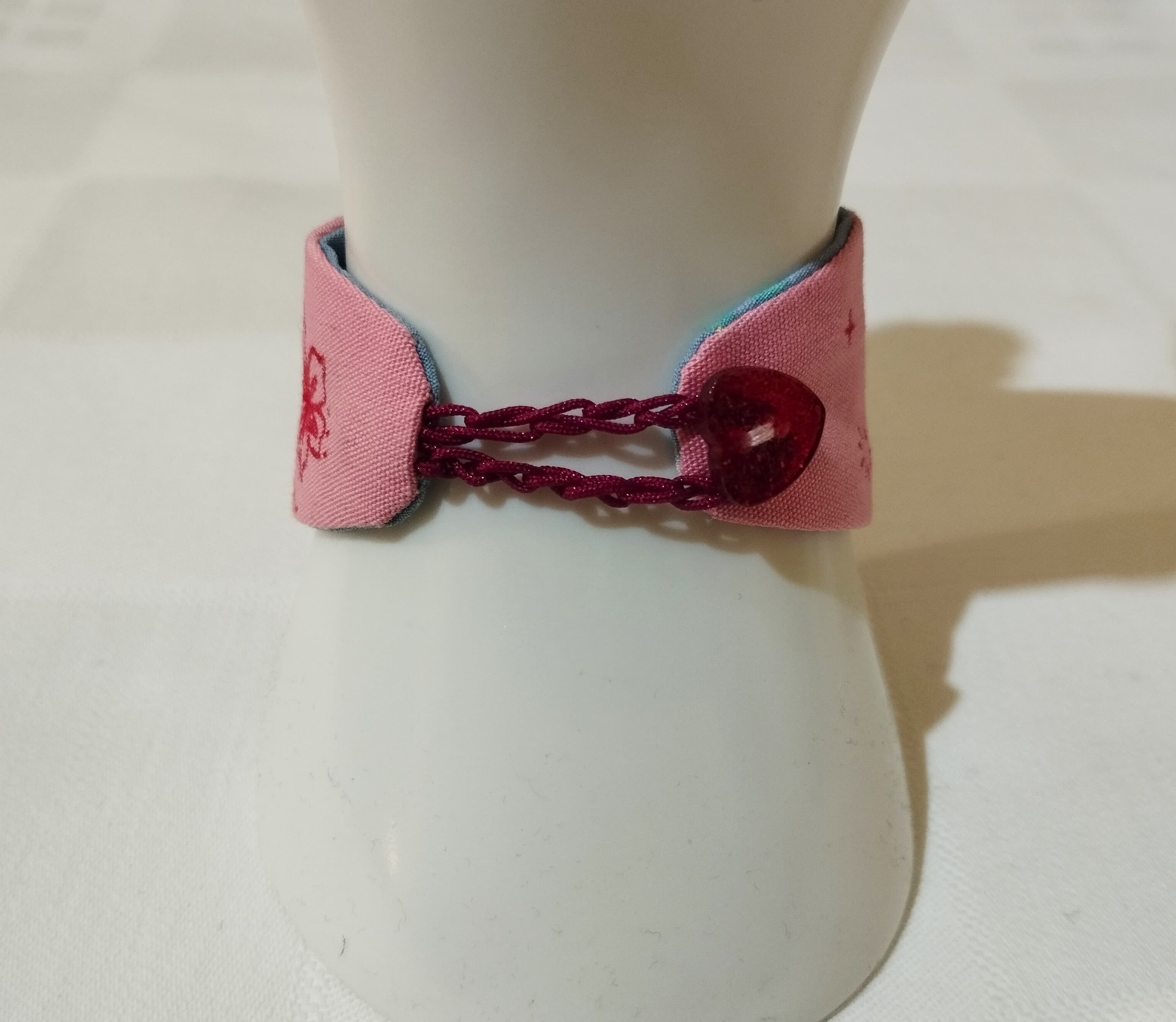 Reversible Bucket Hats & Cuff Bracelets - Image 15