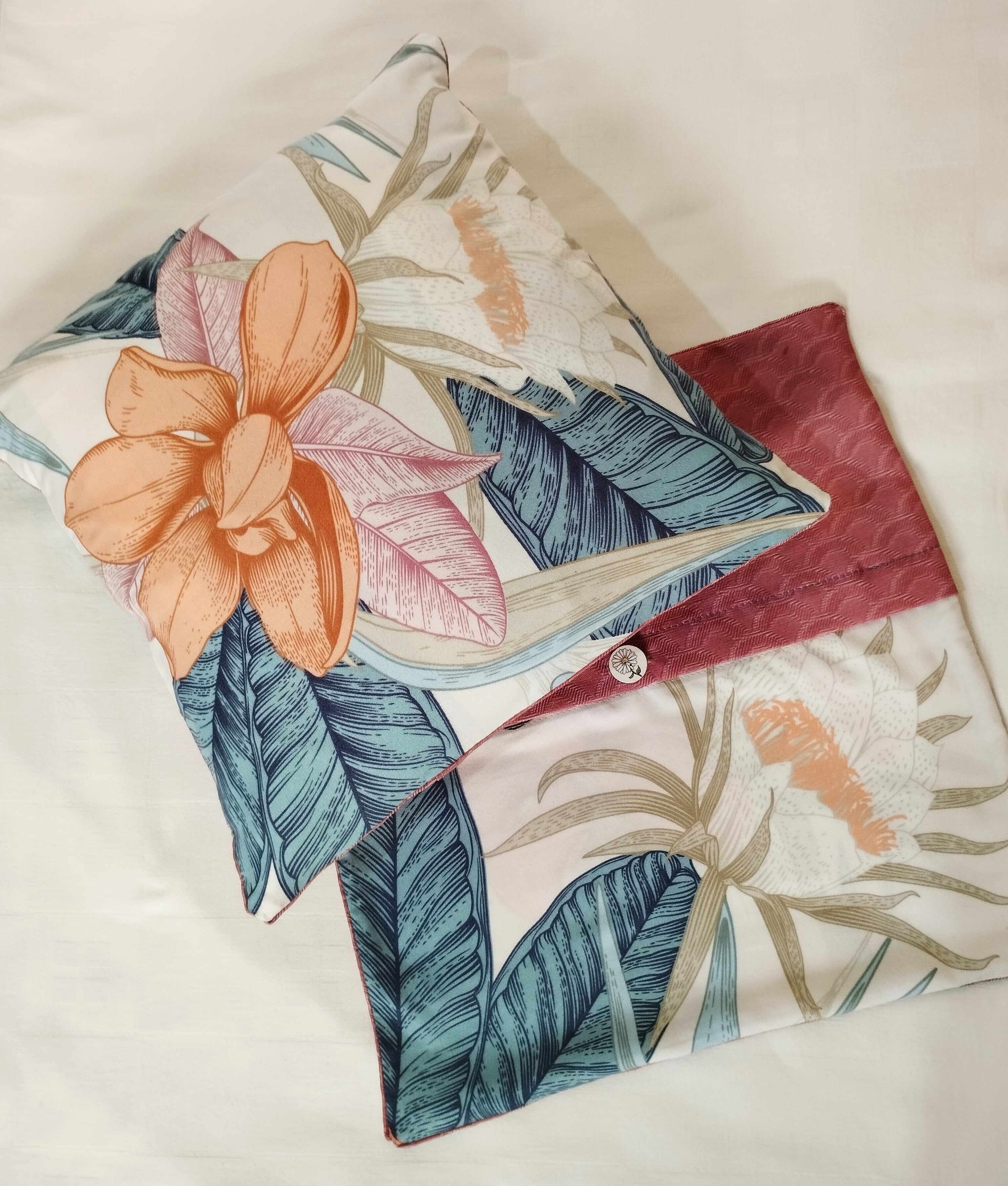 Zippered & Piped Cushions - Image 3