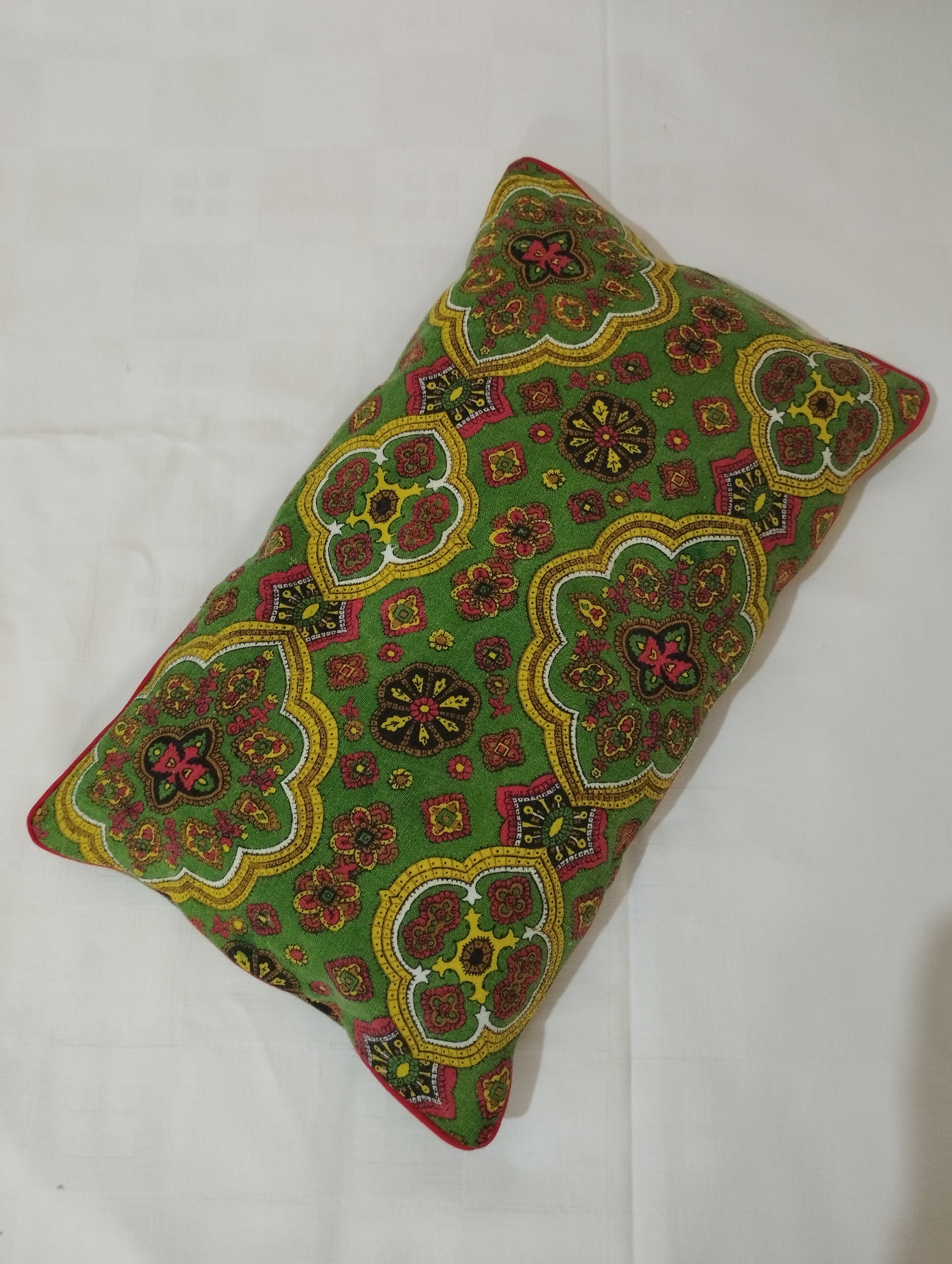 Zippered & Piped Cushions - Image 4
